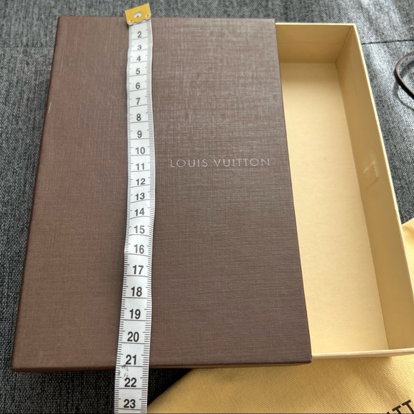 LOUIS VUITTON 3 piece gift box set - Picture 5 of 8